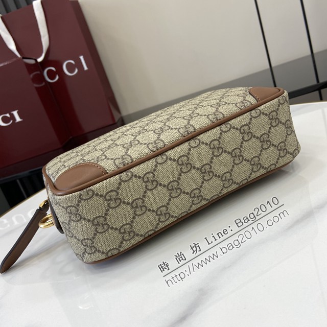 Gucci專櫃古馳最新款Emblem男士旅行系列收納包手拿包 jh2585型號：821164